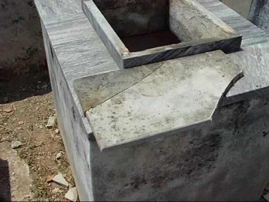 Manuel Lagos Slab