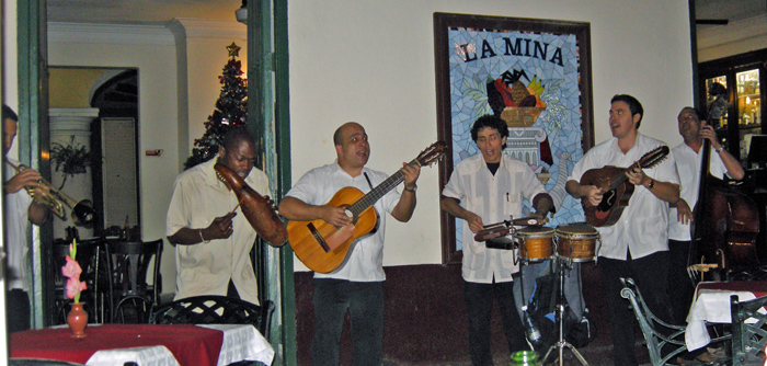 Sextet at La Mina