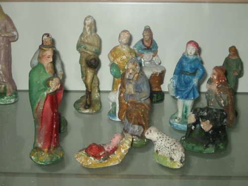 Manger Figures