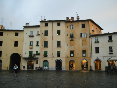 In the Piazza Anfiteatro