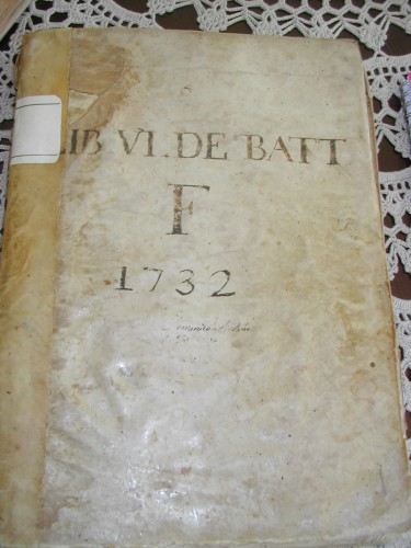 Book of Baptisms VI - beginning 1732