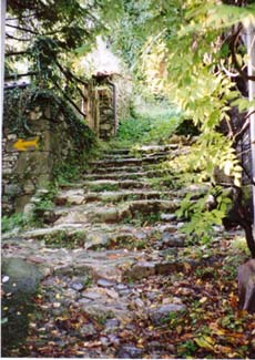 Entering Villabuona 2001 - Steve and Julie picture