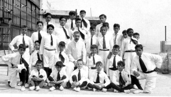 Manuel Lagos at Colegio Besteiro 1918