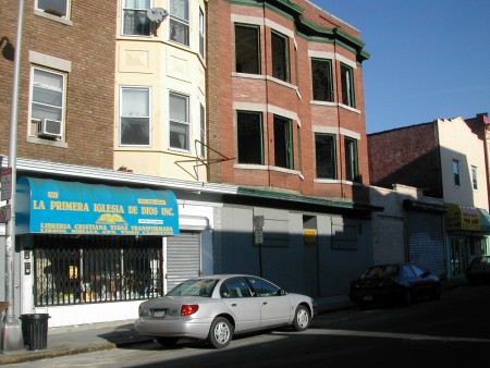 321 Market Street in 2005