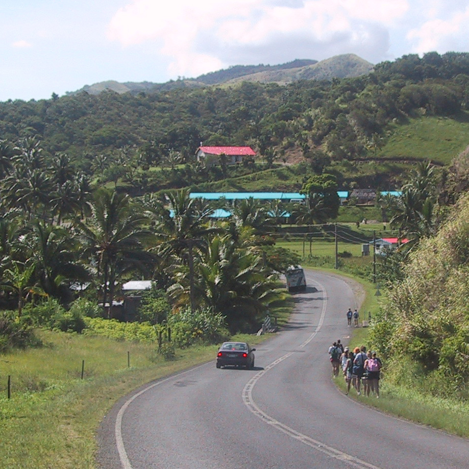 Walk to Navola
        school-2