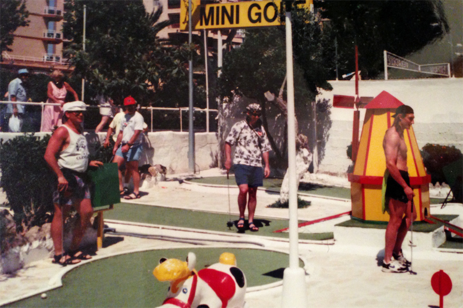 Mini-golf