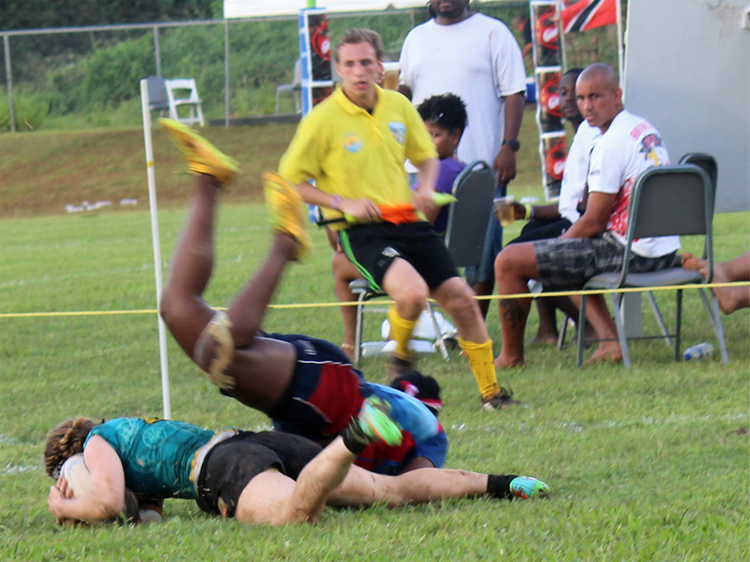 Hannah scores our only try in
              final