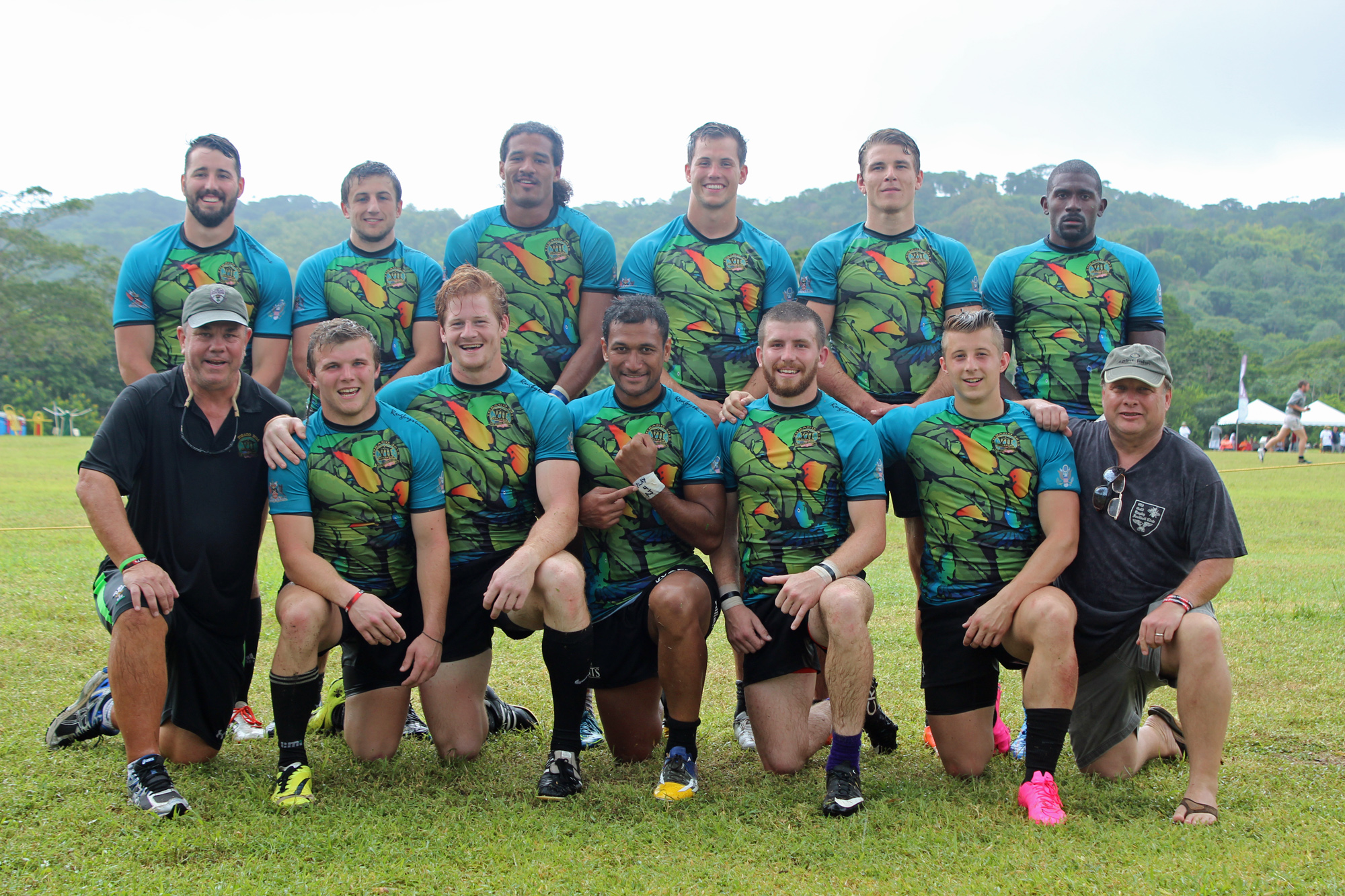 Men's team in kig