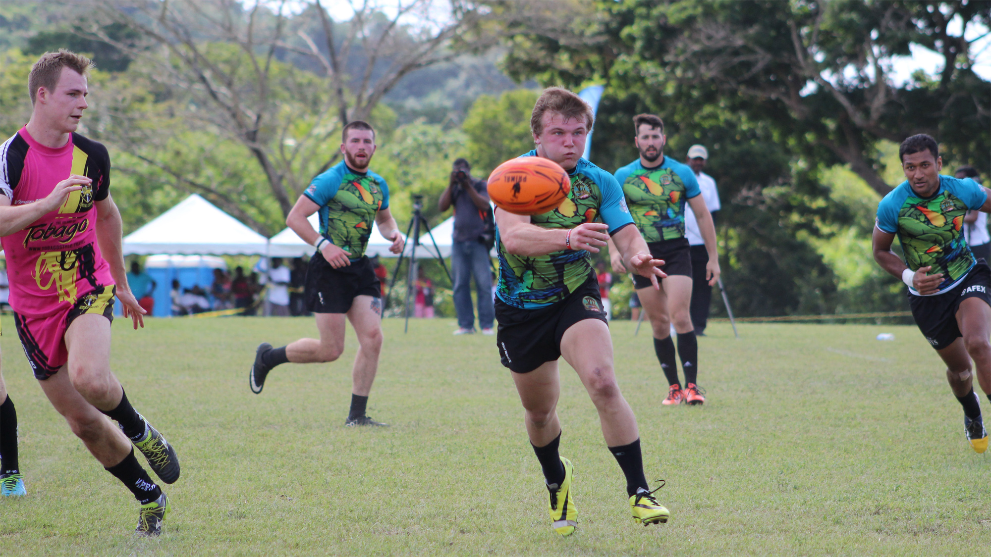 Smokey pass v Esher