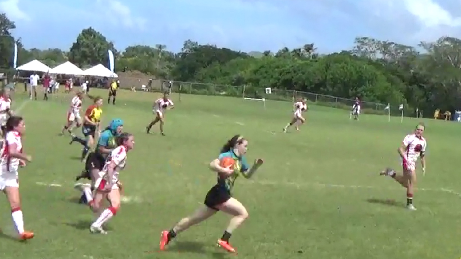 Nene run v Howlers