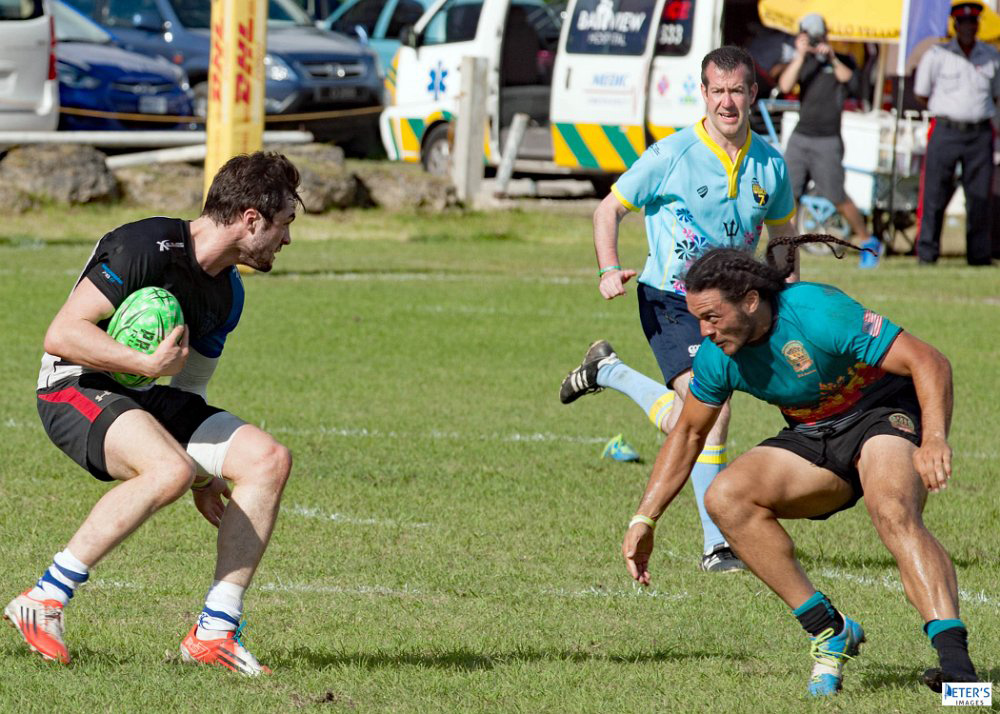 Teo defending v Rogues